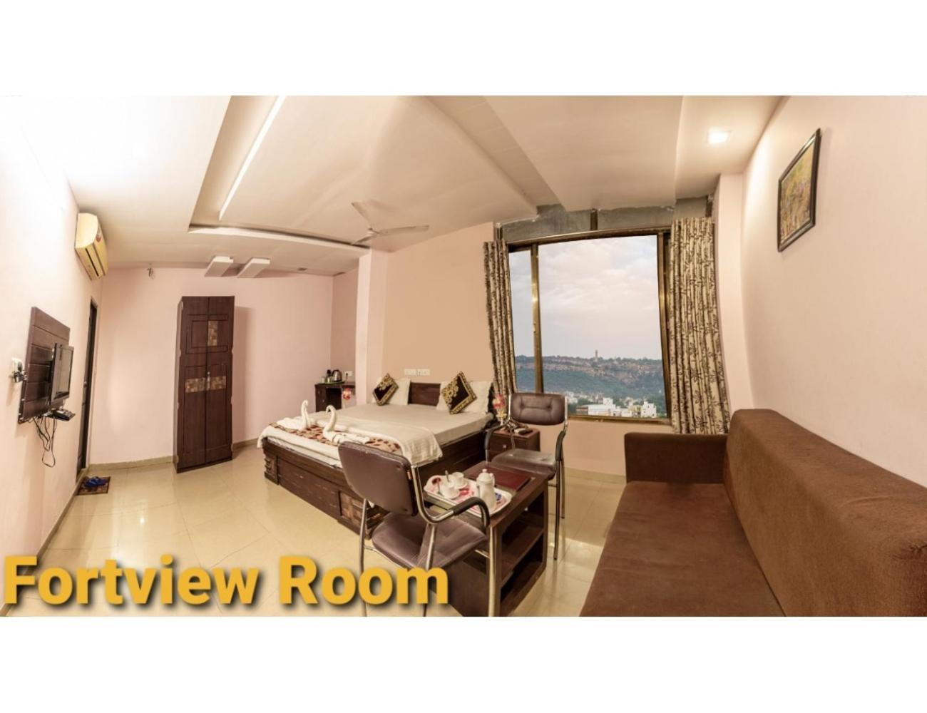 Hotel Shivam Fort View, Chittorgarh Εξωτερικό φωτογραφία
